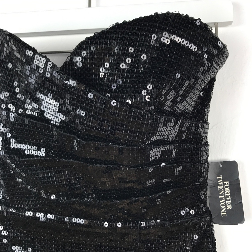 NEW Forever 21 Black Sequin Strapless Mini Dress Small Flaws - Picture 2 of 12